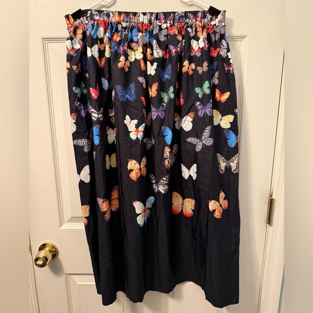 Butterfly Print Black Skirt